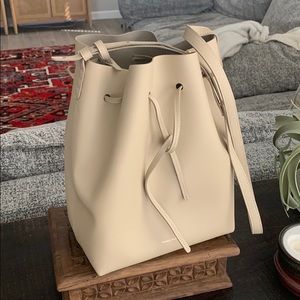 Mansur Gavriel bucket bag beige